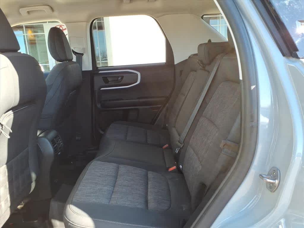 Thumbnail: 2022 Ford Bronco Sport - 31