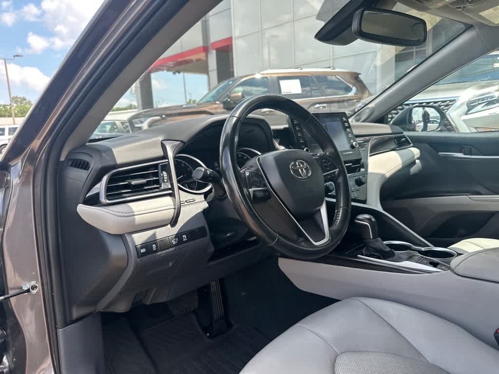 Thumbnail: 2023 Toyota Camry - 10