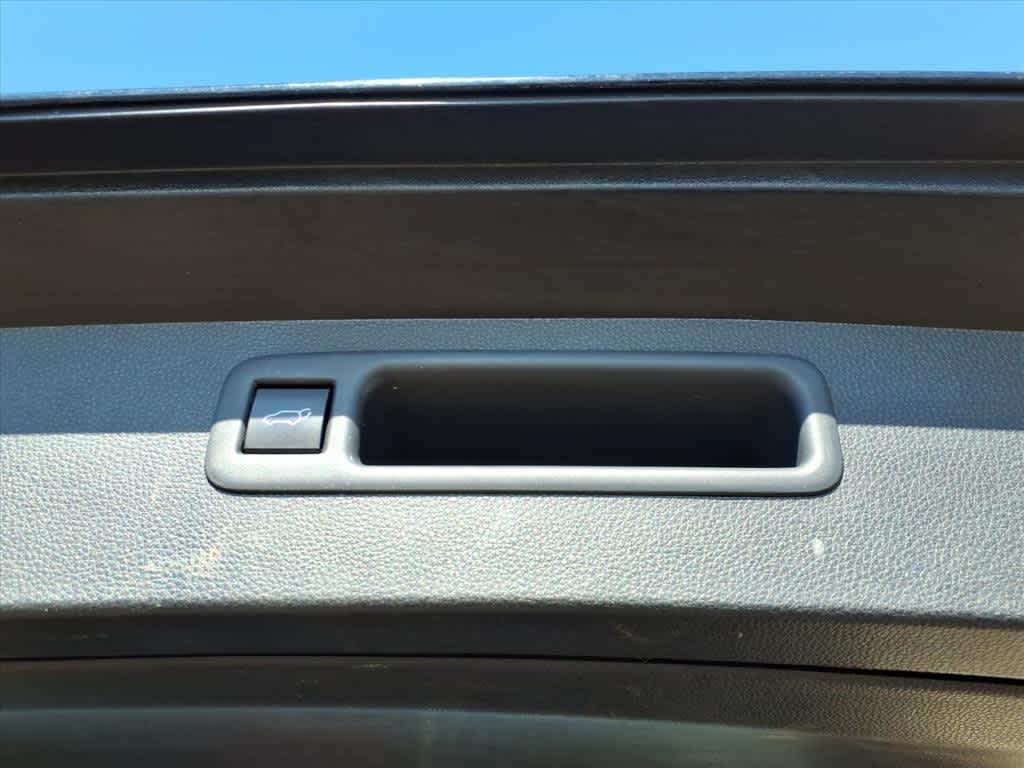 Thumbnail: 2020 Toyota Highlander - 9