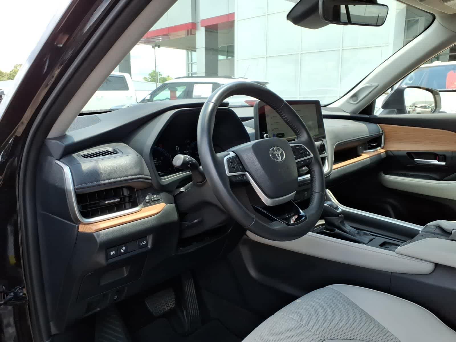 Thumbnail: 2024 Toyota Grand Highlander - 11