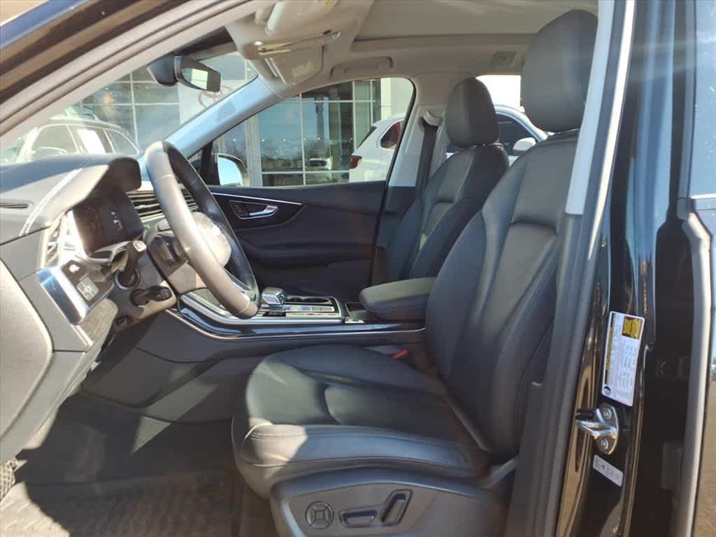 Thumbnail: 2023 Audi Q7 - 26