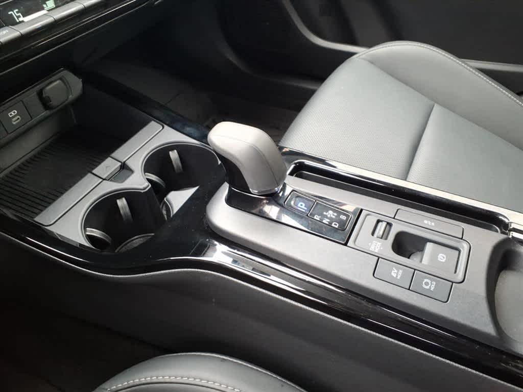 Thumbnail: 2025 Toyota Prius - 22