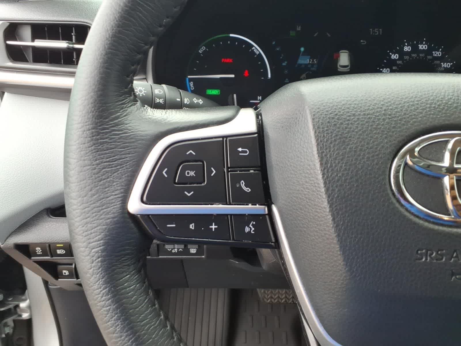 Thumbnail: 2025 Toyota Sienna - 15