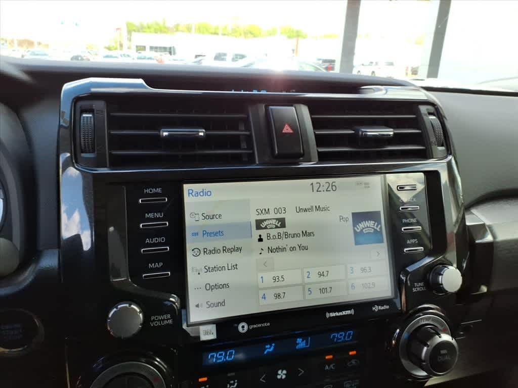 Thumbnail: 2022 Toyota 4Runner - 18