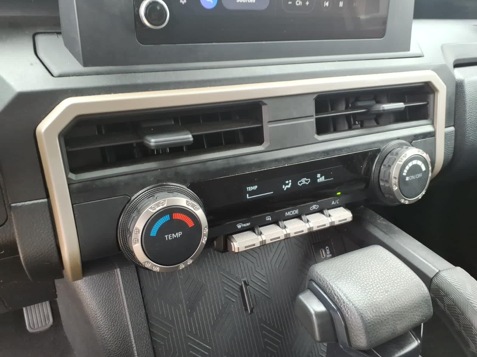 Thumbnail: 2025 Toyota Tacoma - 19