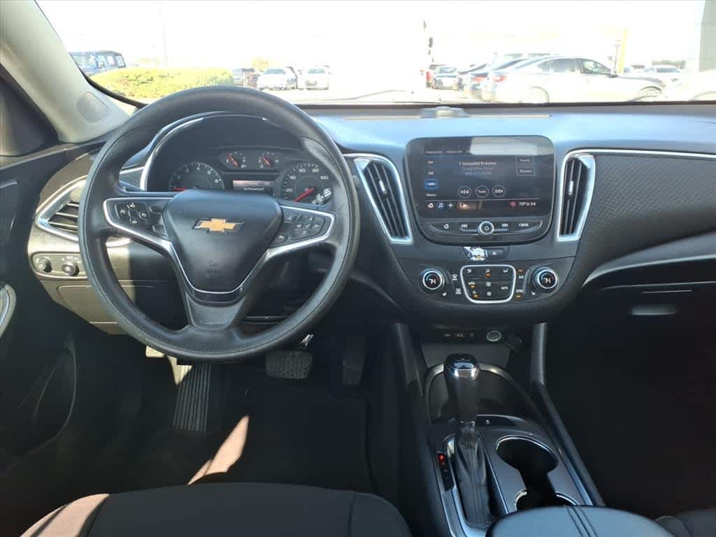 Thumbnail: 2020 Chevrolet Malibu - 9