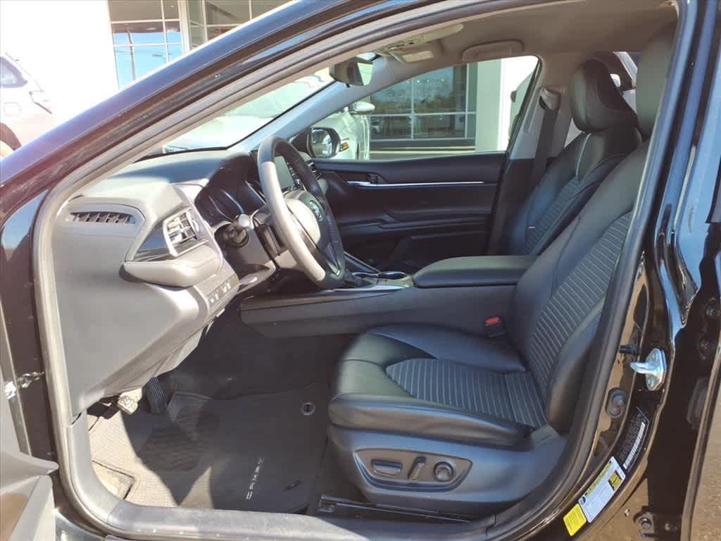 Thumbnail: 2023 Toyota Camry - 24