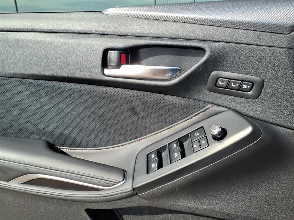 Thumbnail: 2020 Toyota Avalon - 12