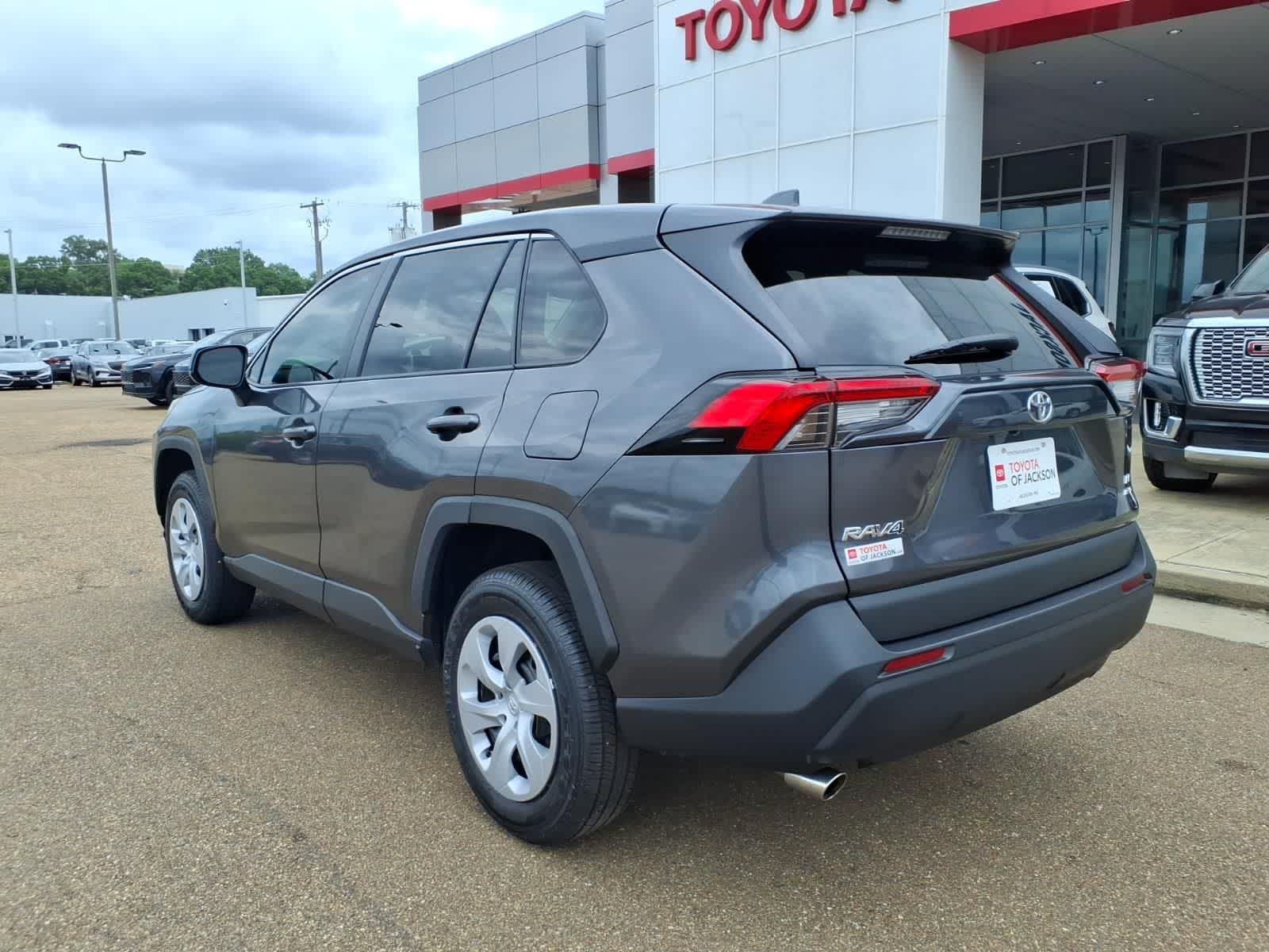Thumbnail: 2024 Toyota RAV4 - 7