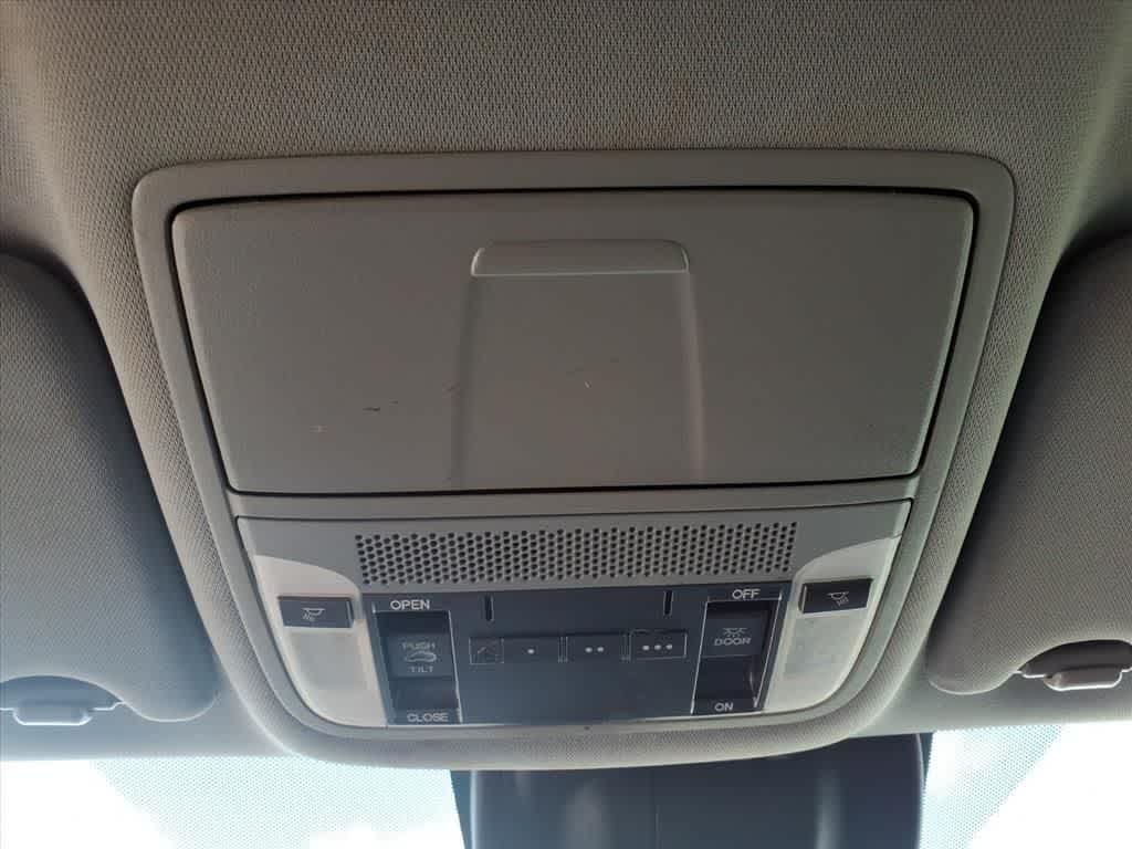 Thumbnail: 2017 Acura MDX - 23