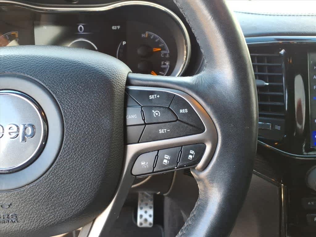 Thumbnail: 2019 Jeep Grand Cherokee - 16