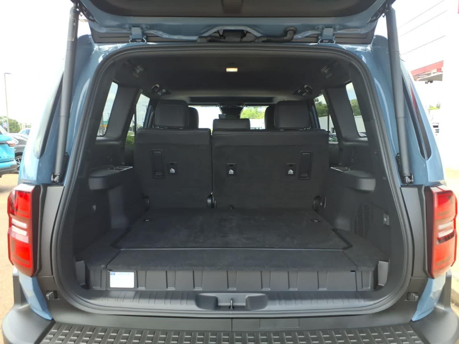 Thumbnail: 2026 Toyota Land Cruiser - 8