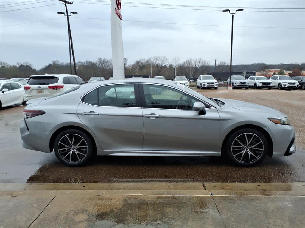 Thumbnail: 2024 Toyota Camry - 4