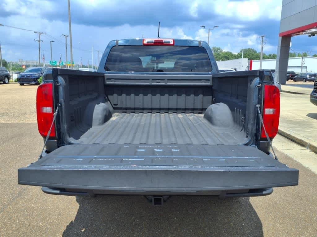 Thumbnail: 2019 Chevrolet Colorado - 8