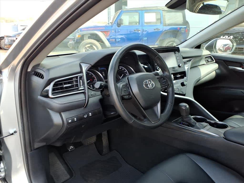 Thumbnail: 2023 Toyota Camry - 10