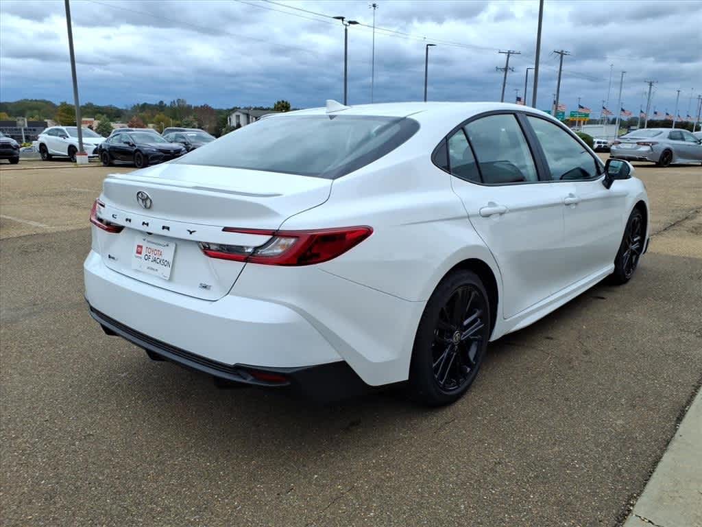 Thumbnail: 2025 Toyota Camry - 5