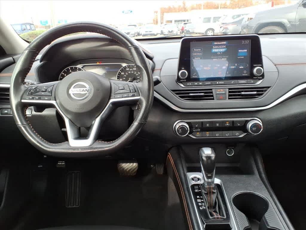 Thumbnail: 2022 Nissan Altima - 9