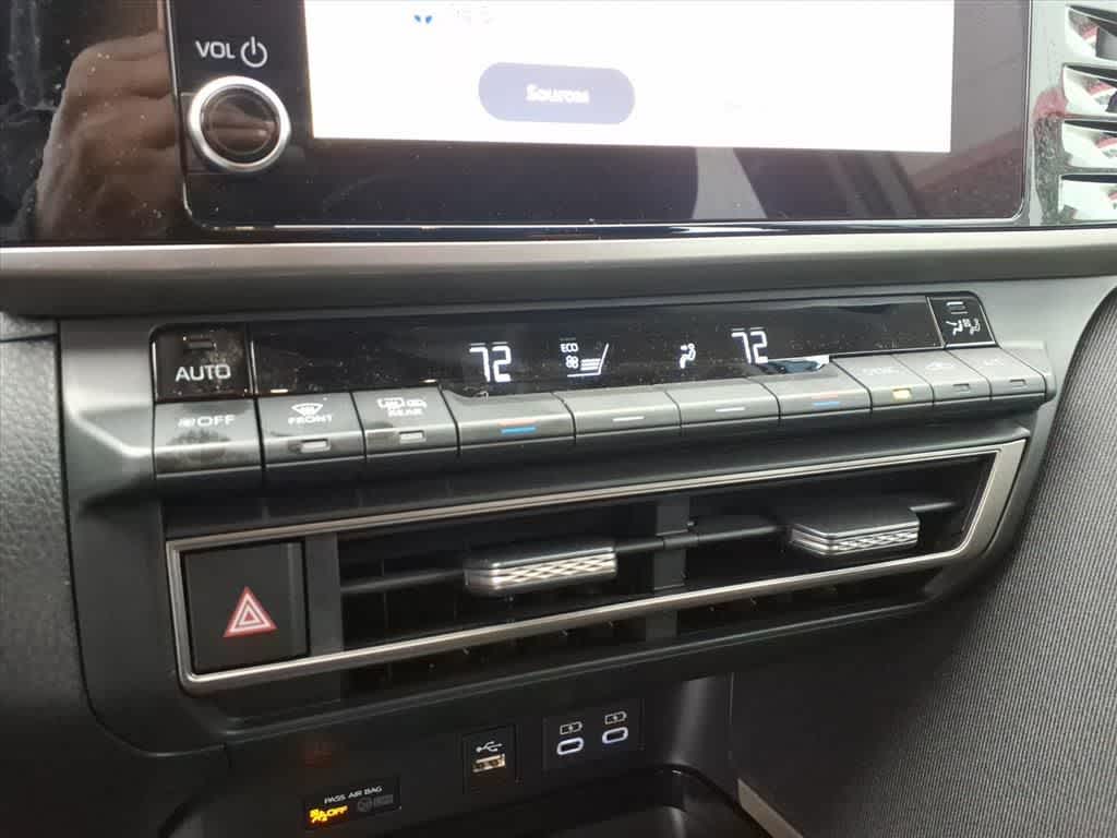 Thumbnail: 2025 Toyota Camry - 19