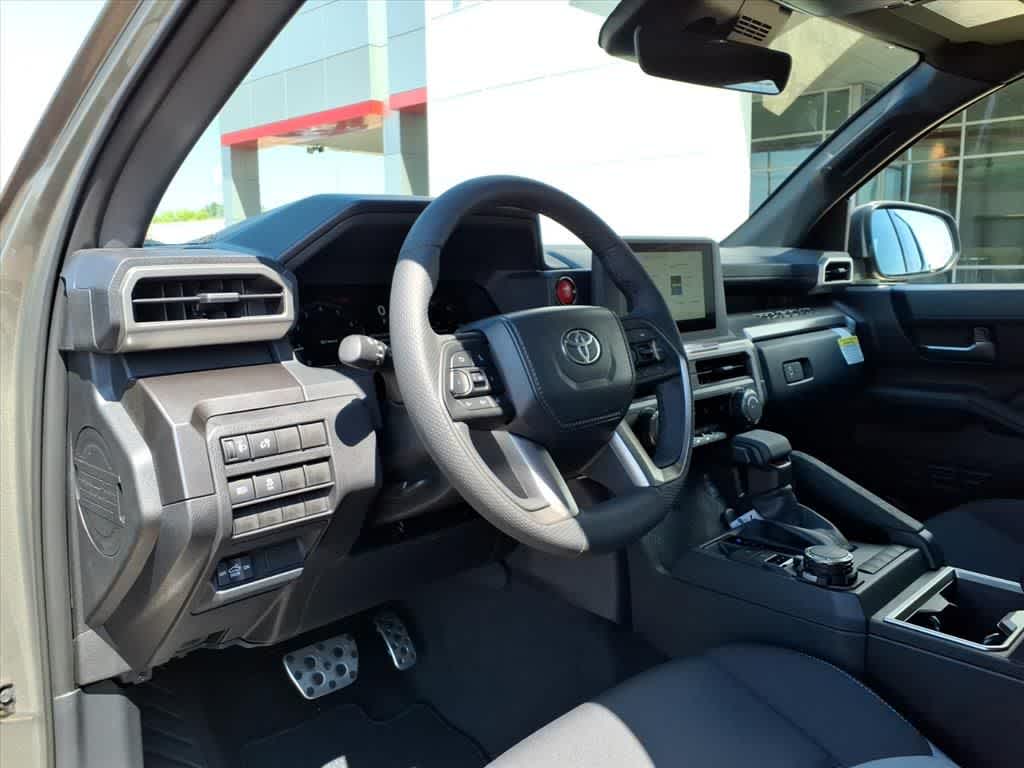 Thumbnail: 2025 Toyota Tacoma - 10