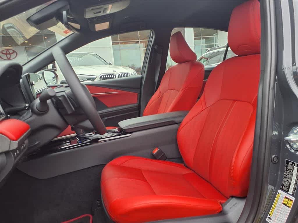 Thumbnail: 2025 Toyota Camry - 23