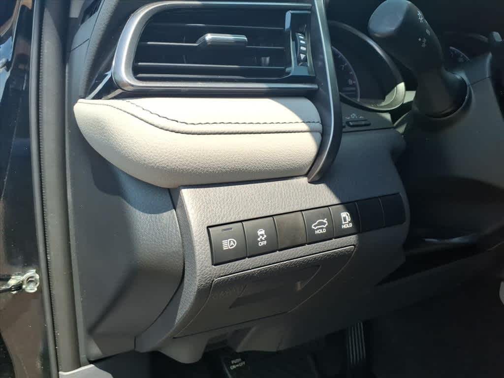 Thumbnail: 2023 Toyota Camry - 13