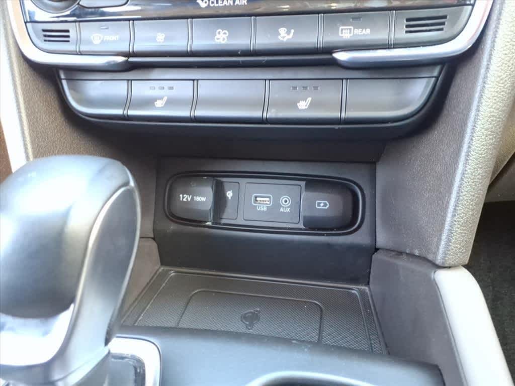 Thumbnail: 2020 Hyundai Santa Fe - 22