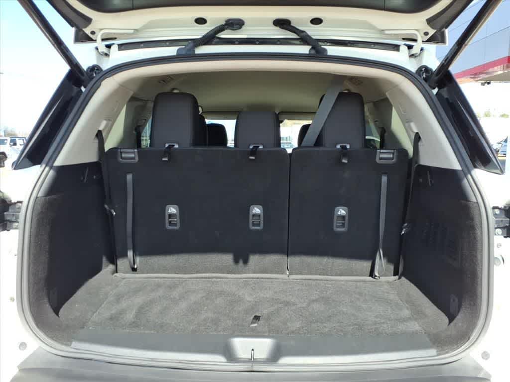 Thumbnail: 2025 Nissan Pathfinder - 8