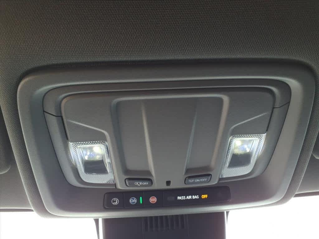 Thumbnail: 2024 Chevrolet Silverado 1500 - 24