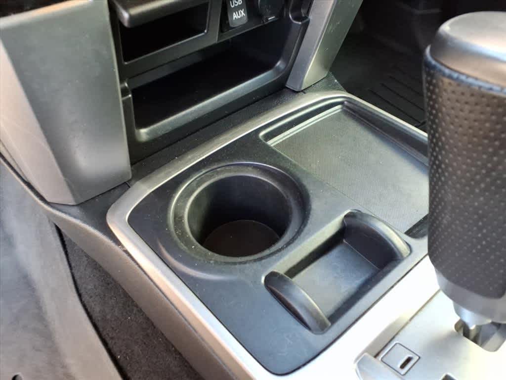 Thumbnail: 2013 Toyota 4Runner - 21