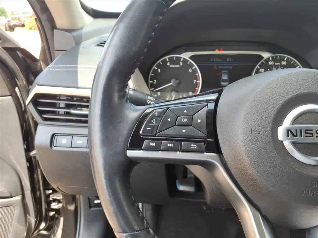 Thumbnail: 2019 Nissan Altima - 14