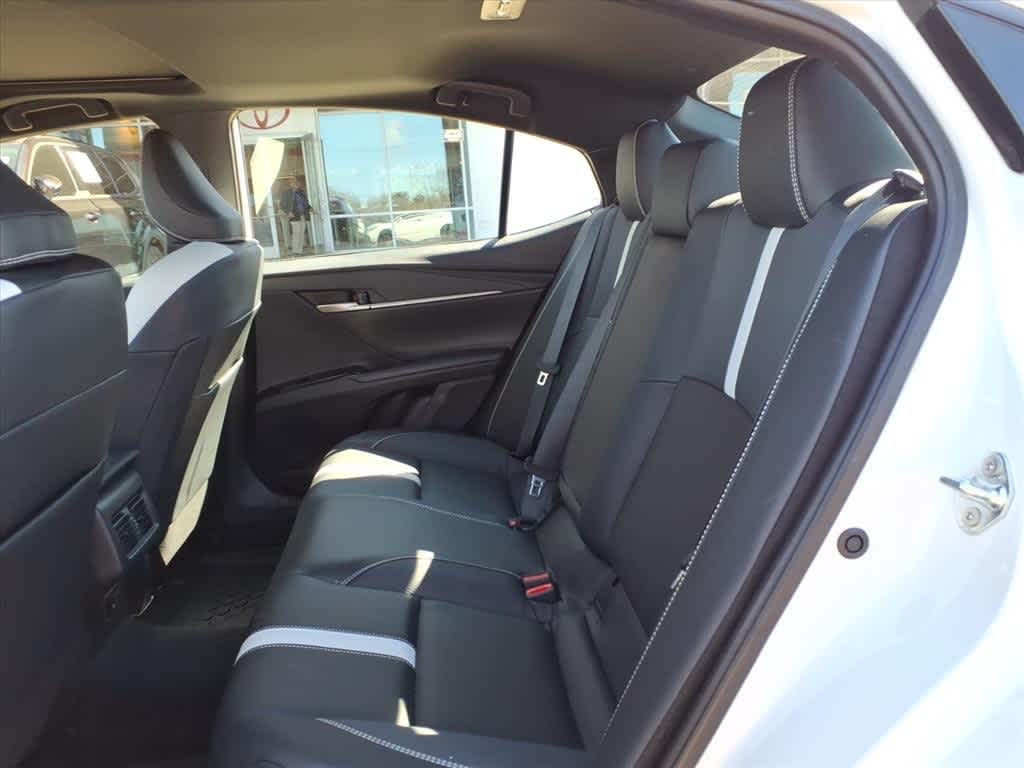 Thumbnail: 2025 Toyota Camry - 28