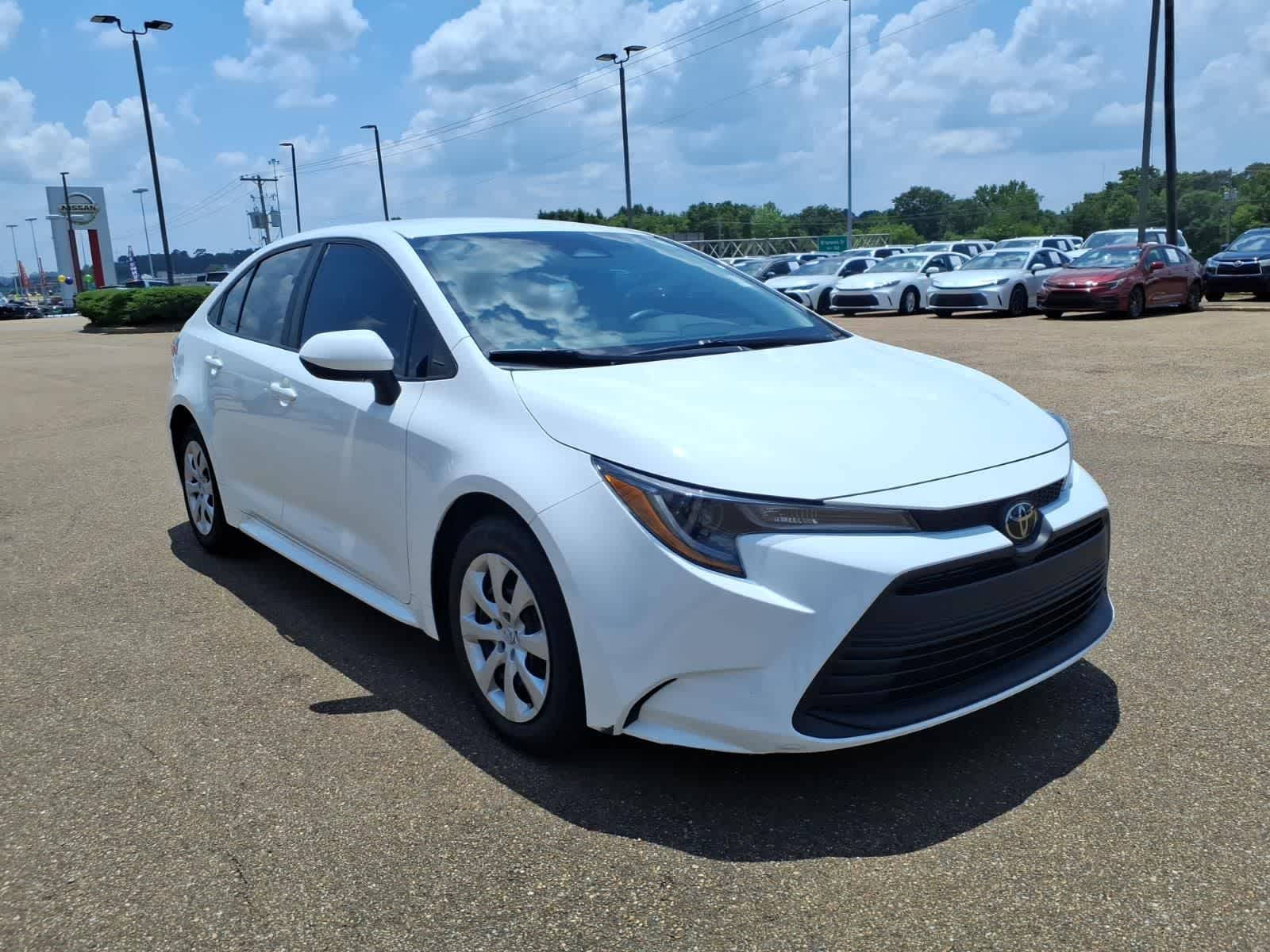 Thumbnail: 2023 Toyota Corolla - 3