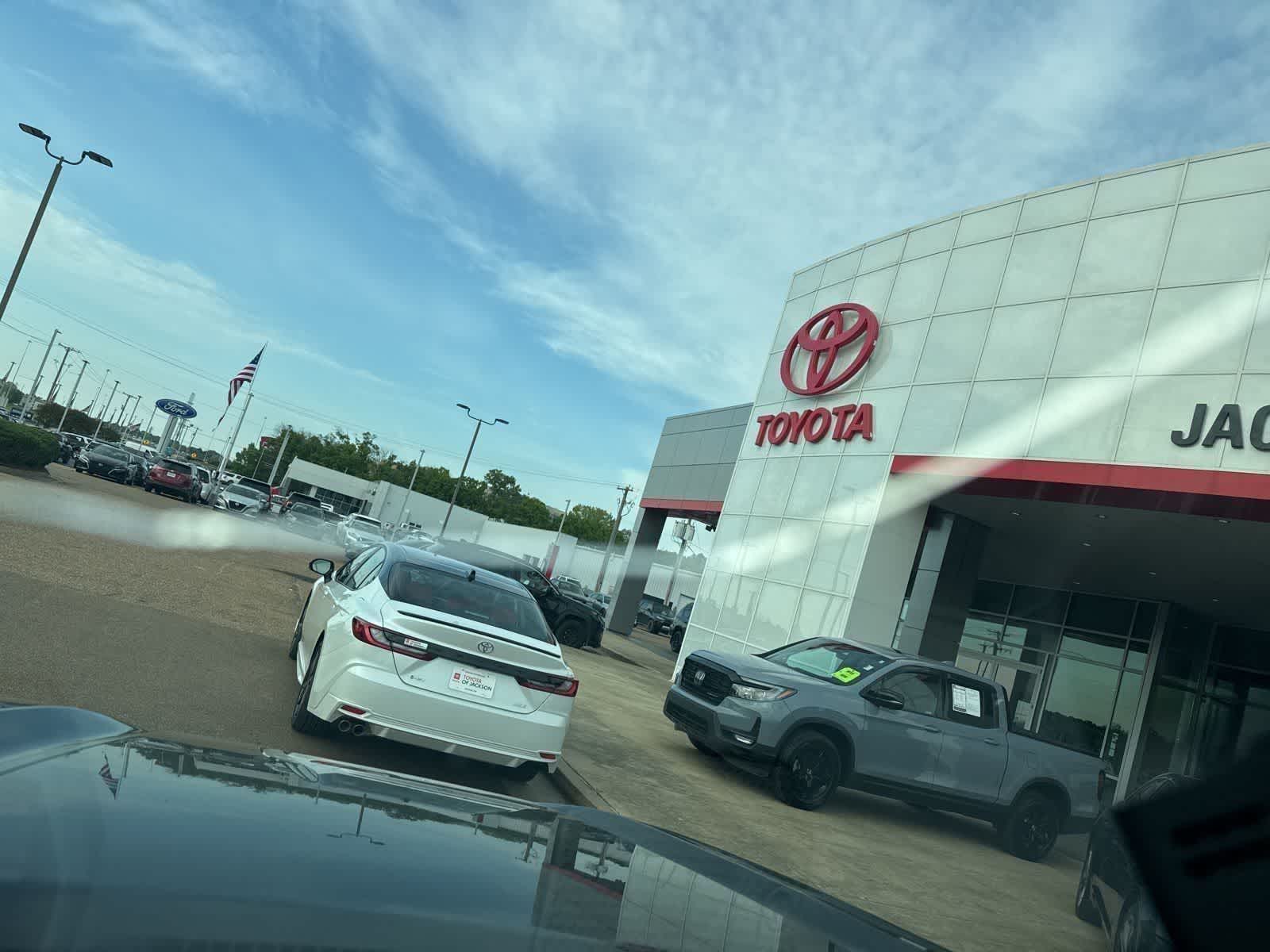 Thumbnail: 2024 Toyota Sequoia - 9