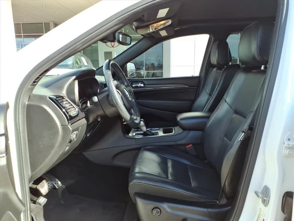 Thumbnail: 2019 Jeep Grand Cherokee - 25