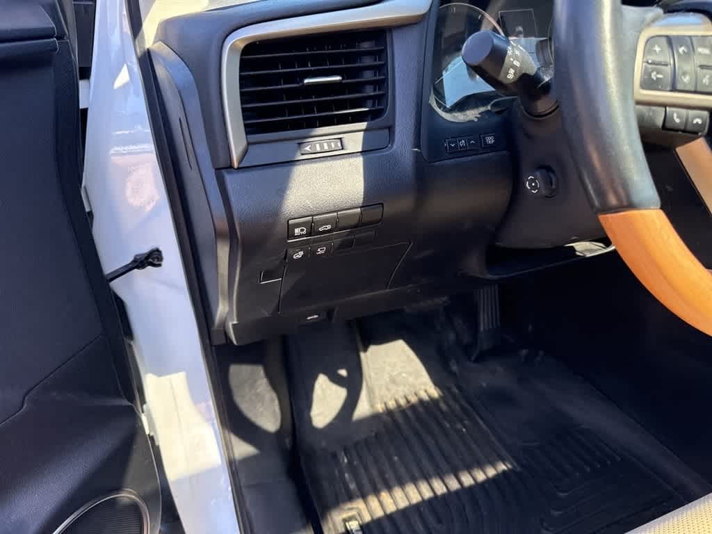 Thumbnail: 2021 Lexus RX - 17