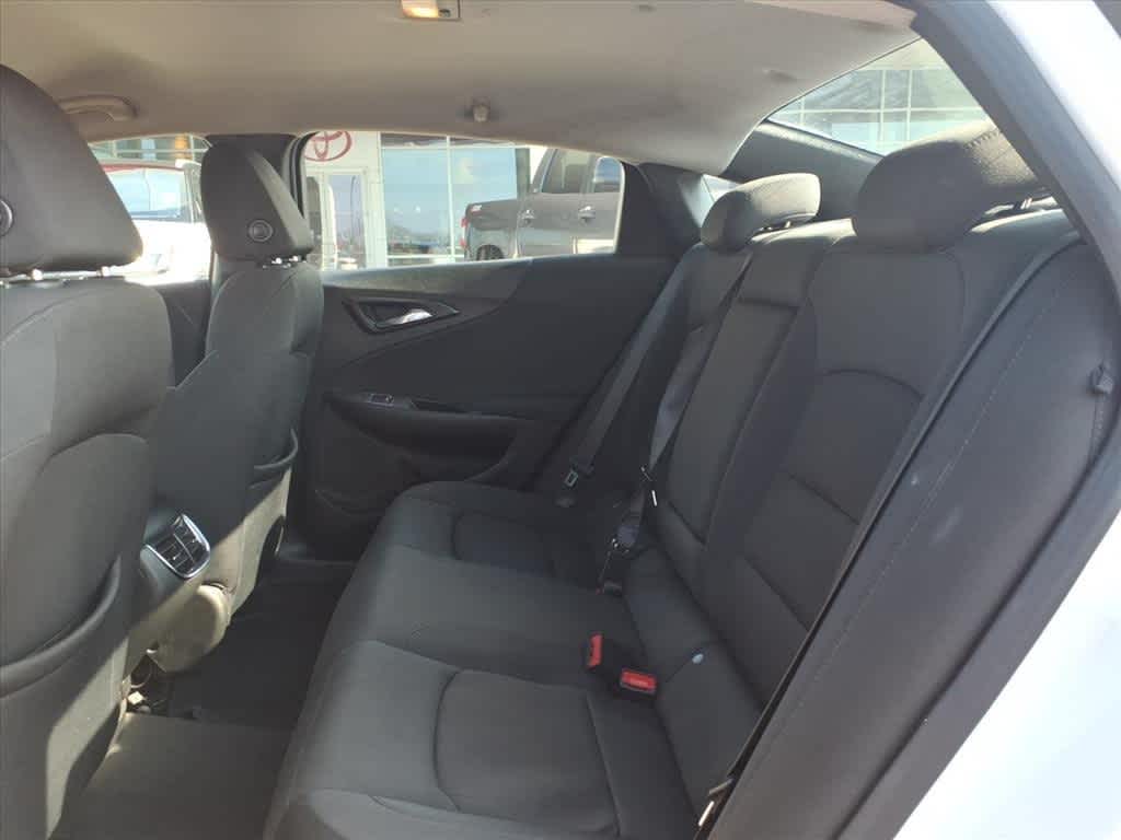 Thumbnail: 2020 Chevrolet Malibu - 28