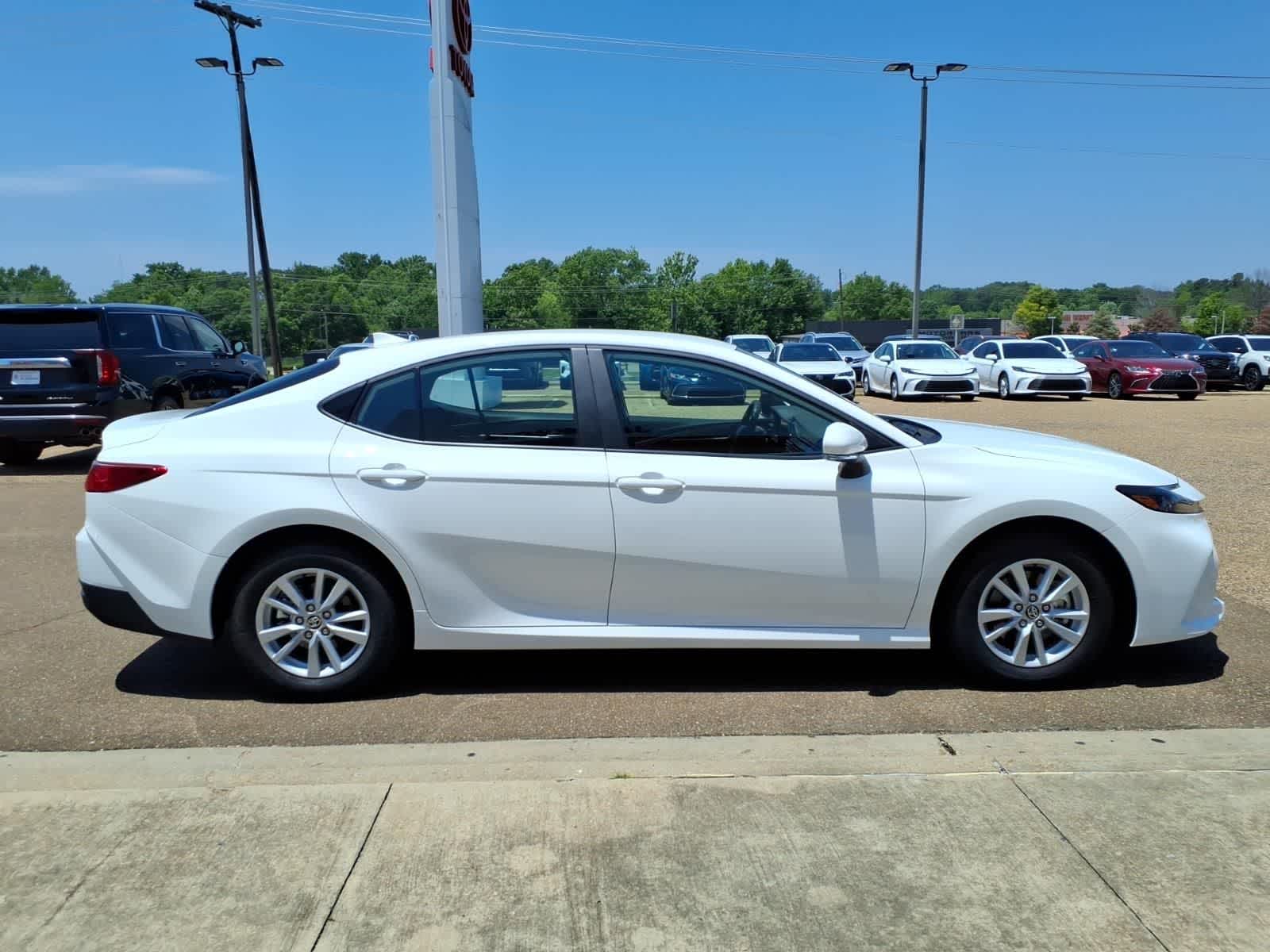 Thumbnail: 2026 Toyota Camry - 4