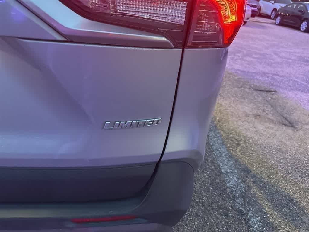 Thumbnail: 2019 Toyota RAV4 - 5