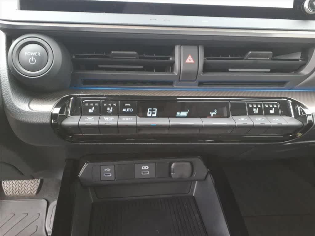 Thumbnail: 2025 Toyota Prius - 20