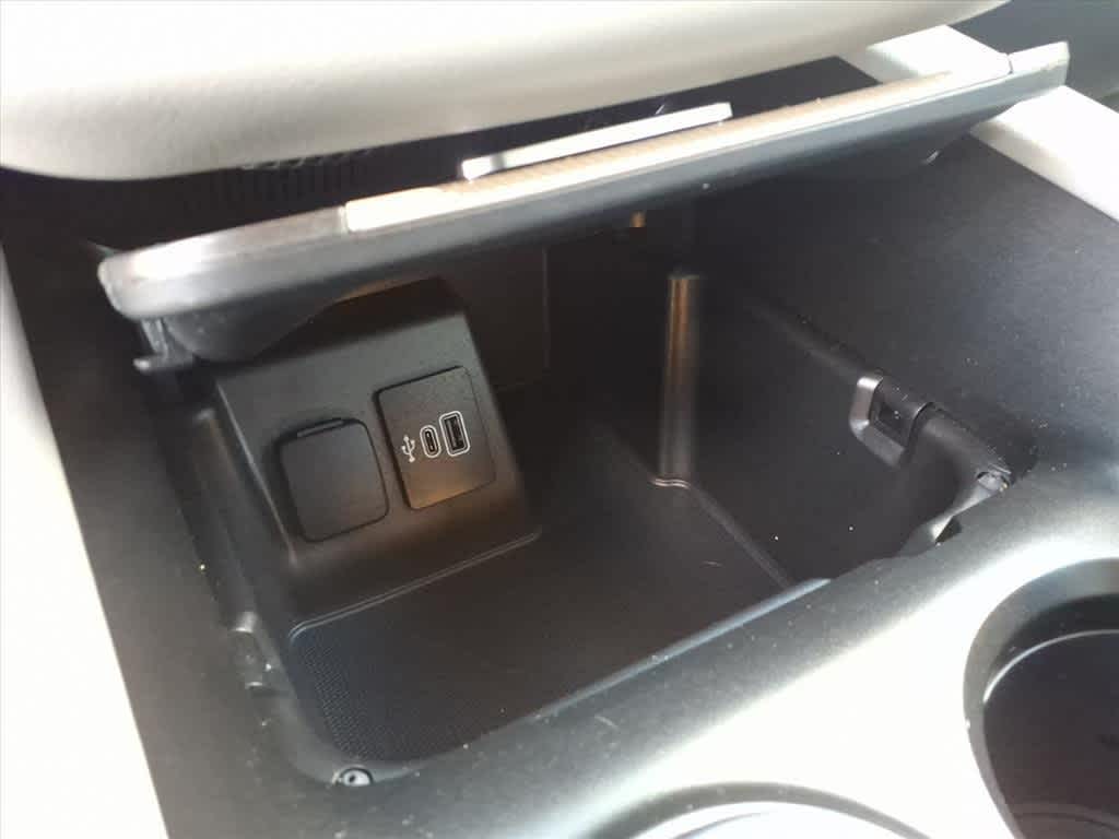 Thumbnail: 2025 Ford Explorer - 21