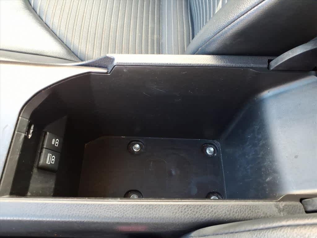 Thumbnail: 2021 Toyota Camry - 22