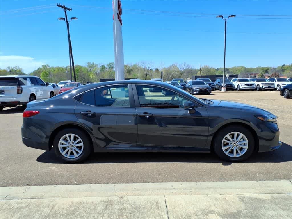 Thumbnail: 2026 Toyota Camry - 4