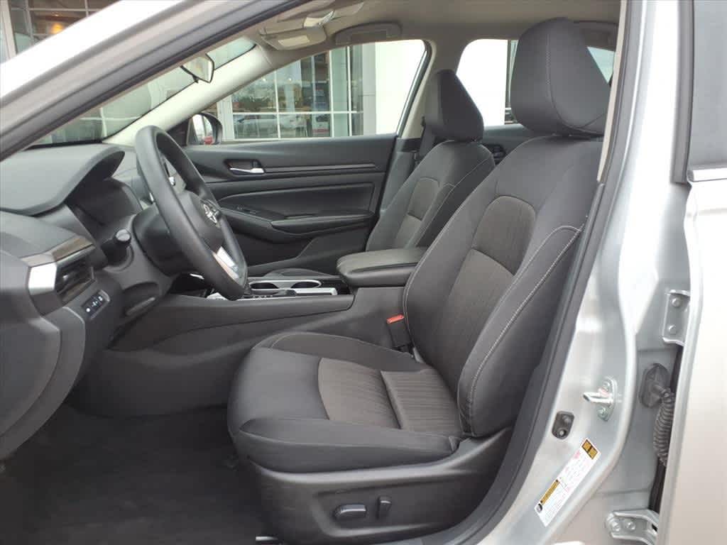 Thumbnail: 2024 Nissan Altima - 25