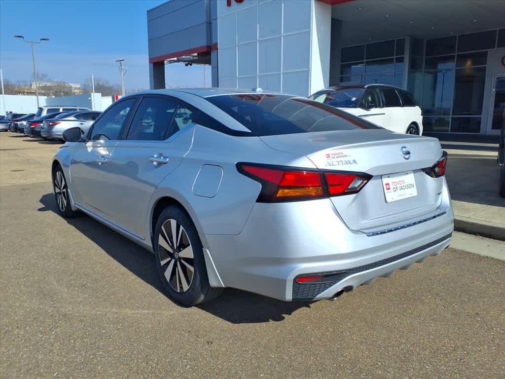 Thumbnail: 2021 Nissan Altima - 7