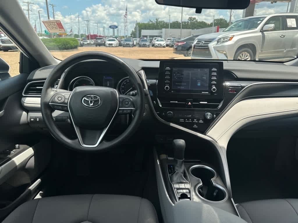 Thumbnail: 2024 Toyota Camry - 9