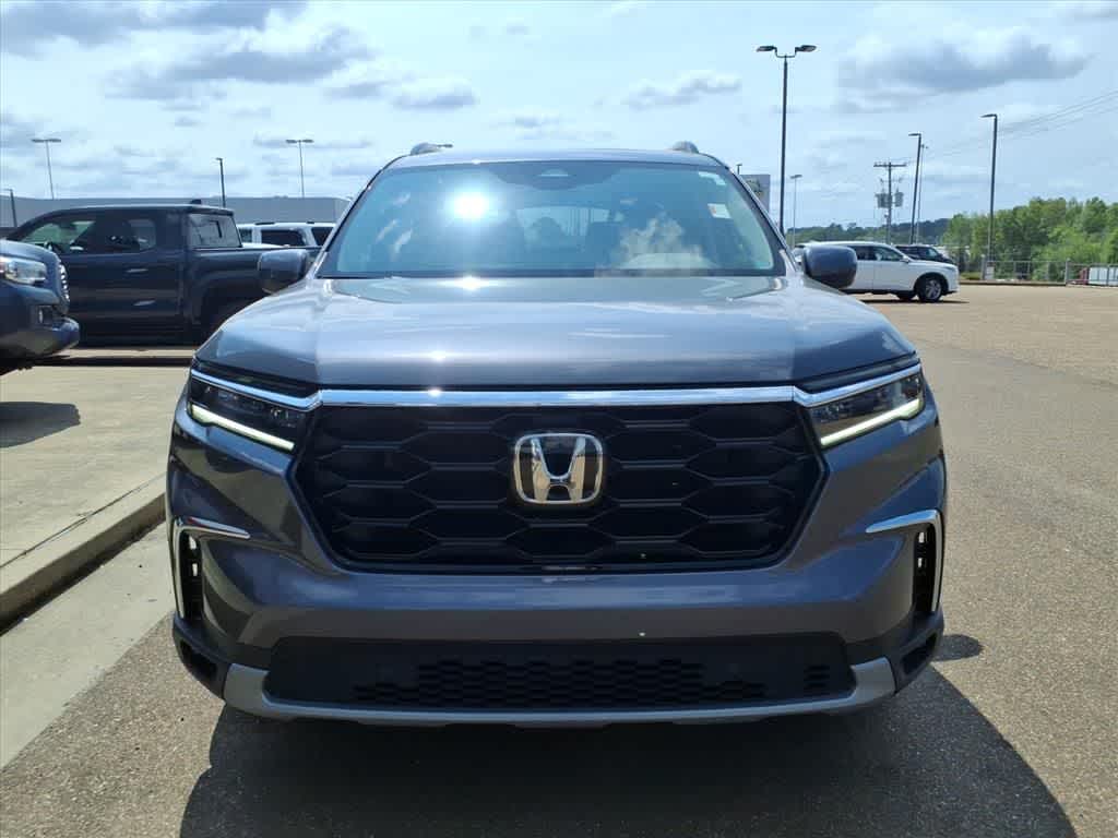 Thumbnail: 2025 Honda Pilot - 2