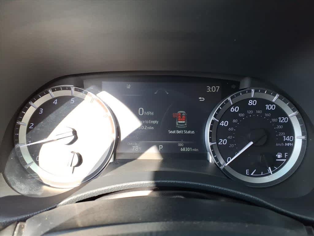 Thumbnail: 2023 Toyota Highlander - 17