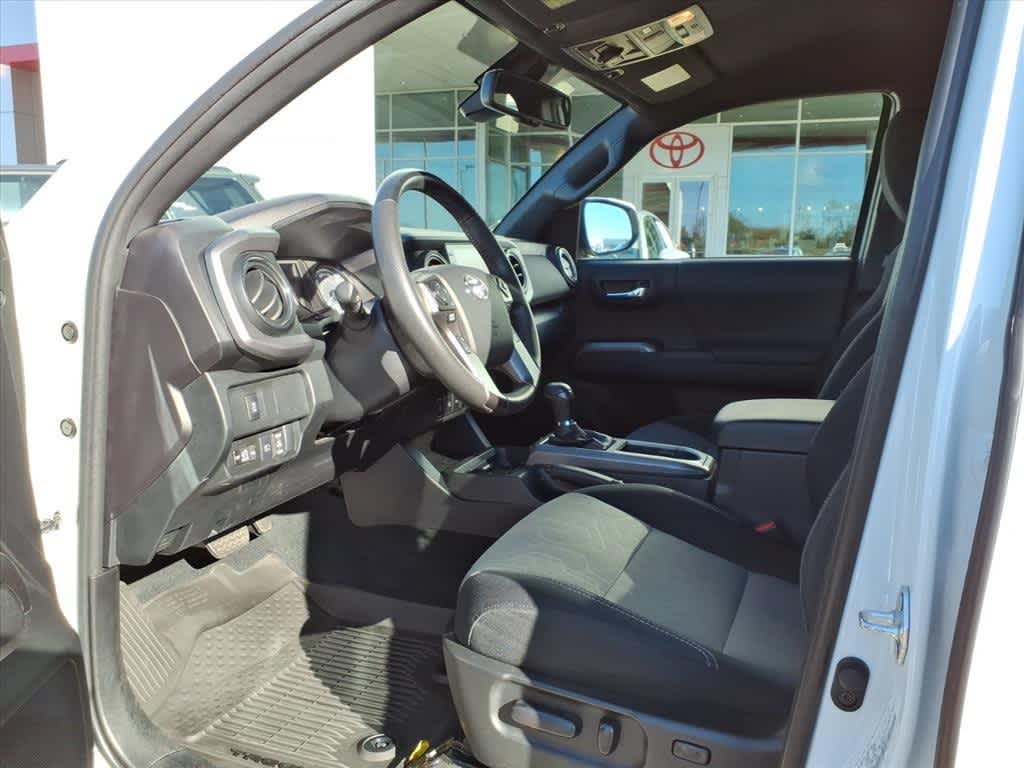 Thumbnail: 2023 Toyota Tacoma - 27