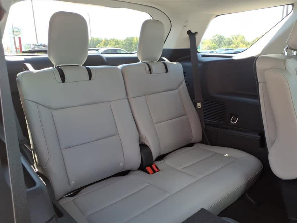 Thumbnail: 2025 Ford Explorer - 30