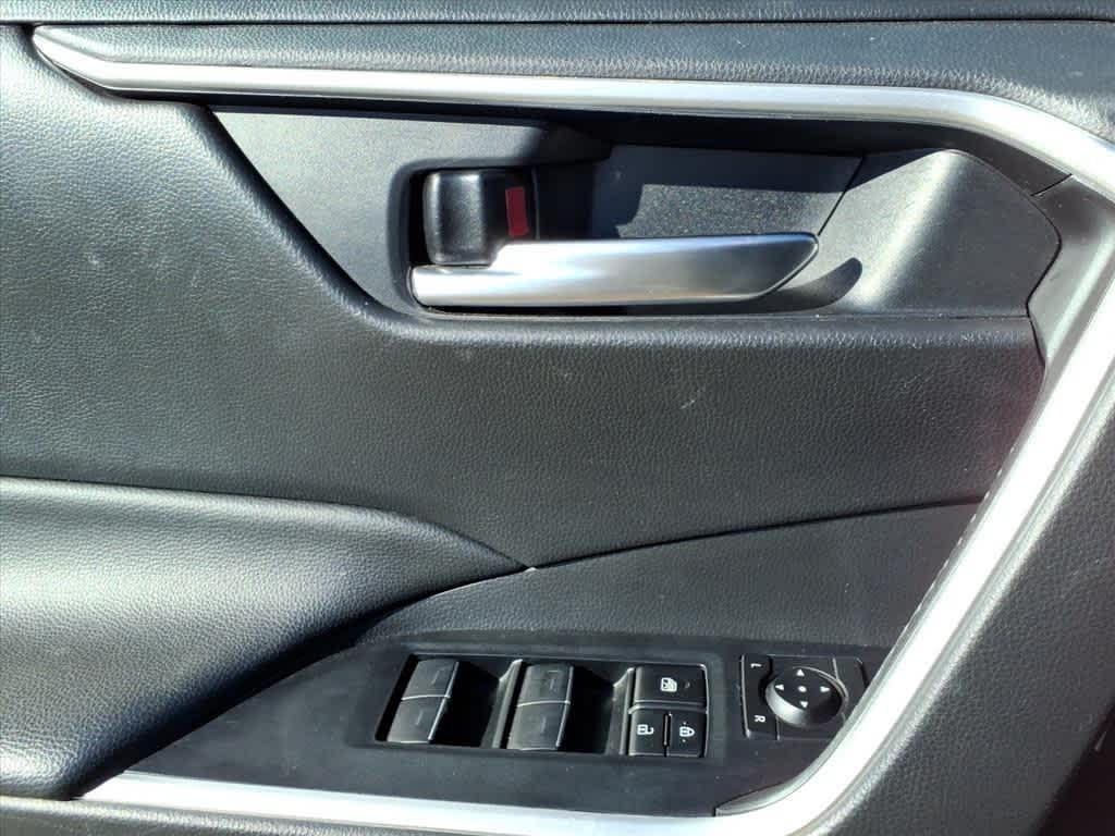 Thumbnail: 2024 Toyota RAV4 - 12